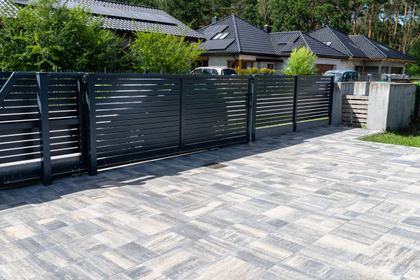 Best Professional Driveway Pavers  in Lincoln, ND